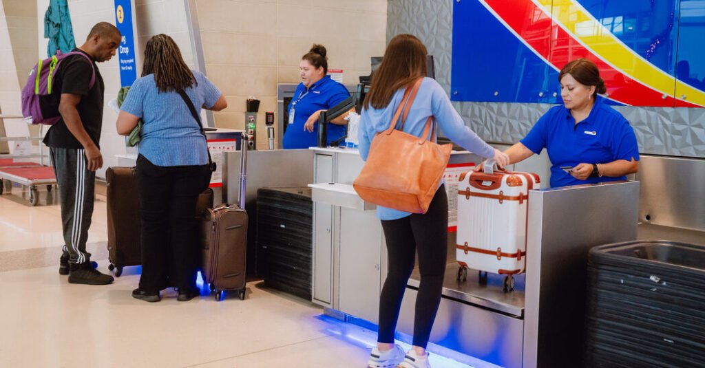 Southwest Airlines Plans to Cut 15% of Corporate Work Force