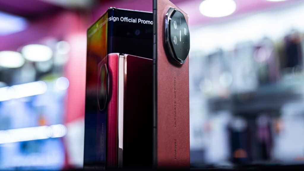 Huawei 2024 earnings rises to near-record high as China smartphone resurgence takes hold