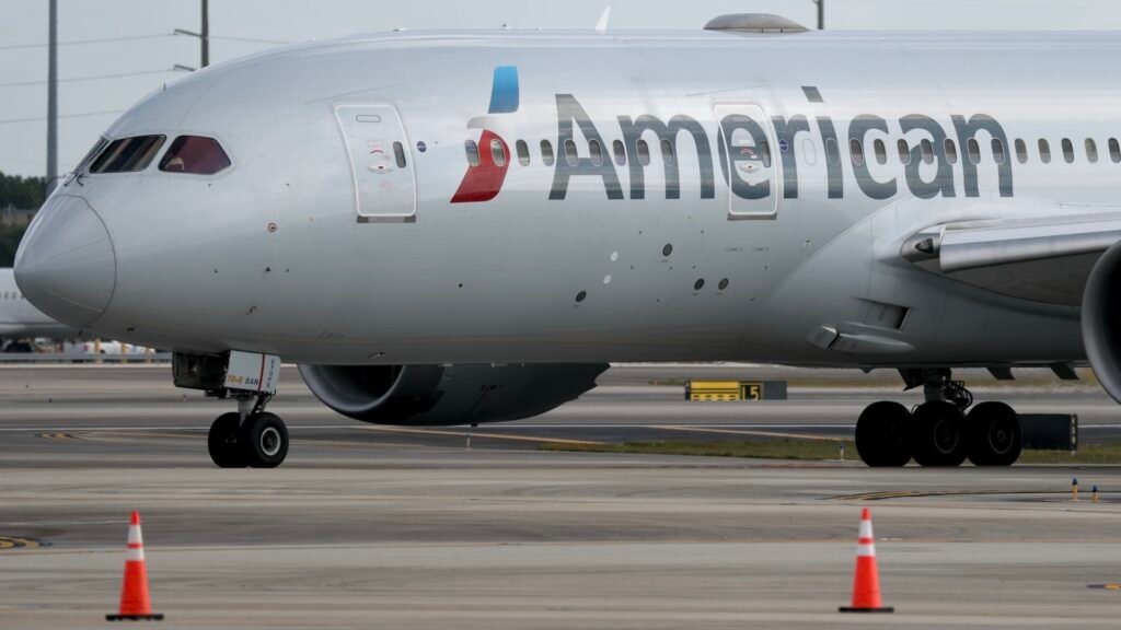 American Airlines withdraws 2025 projection on murky financial outlook