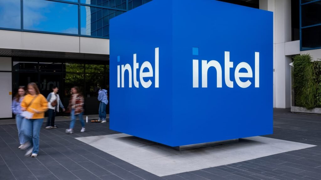Intel issues weak guidance, states it will slash expenditures this year