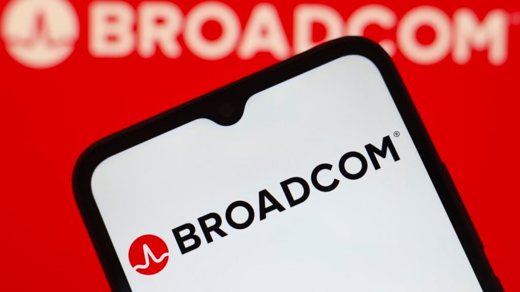 Cramer says Broadcom is a buy for new financiers, Apple stock’s less ‘treacherous’