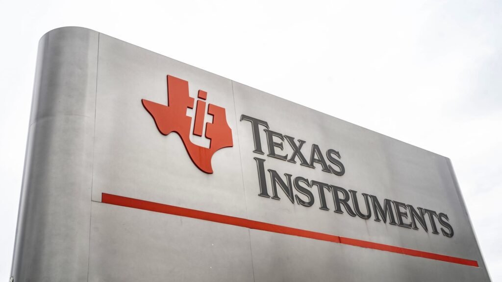 Texas Instruments’ stock falls on weak forecast