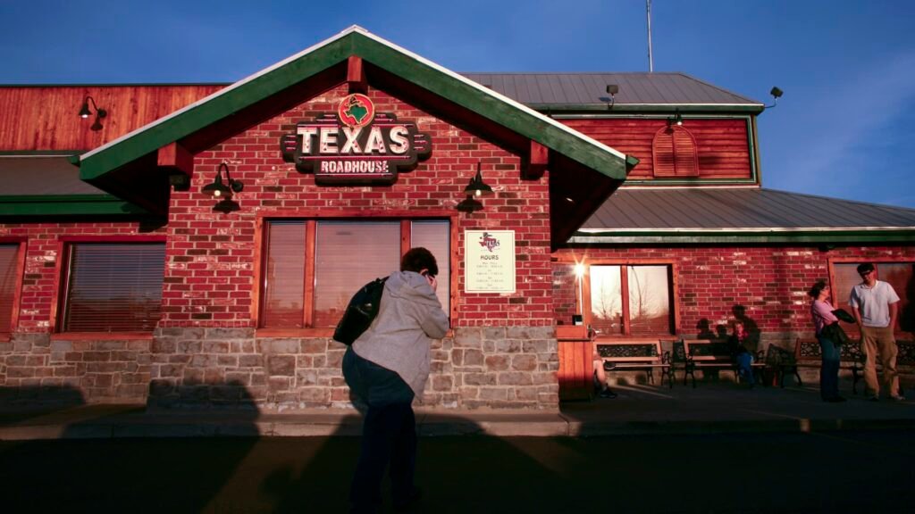 Texas Roadhouse’s blended results catch the conundrum this stock has ended up being