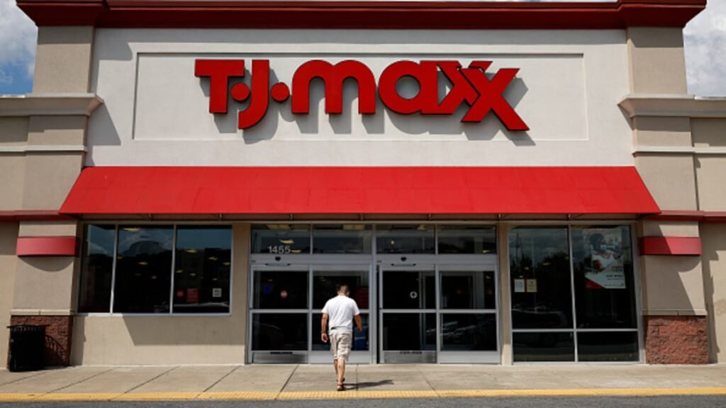 TJ Maxx moms and dad company TJX beats earnings expectations, raises full-year guidance despite tariff pressure
