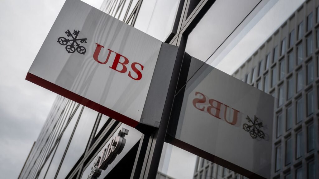 UBS posts net earnings beat as market volatility improves trading