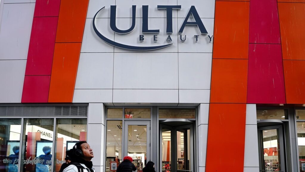 Ulta Charm raises full-year projection after reporting growth in all major categories