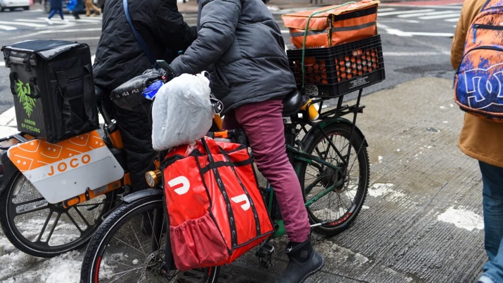 DoorDash shares increase on earnings, income beat