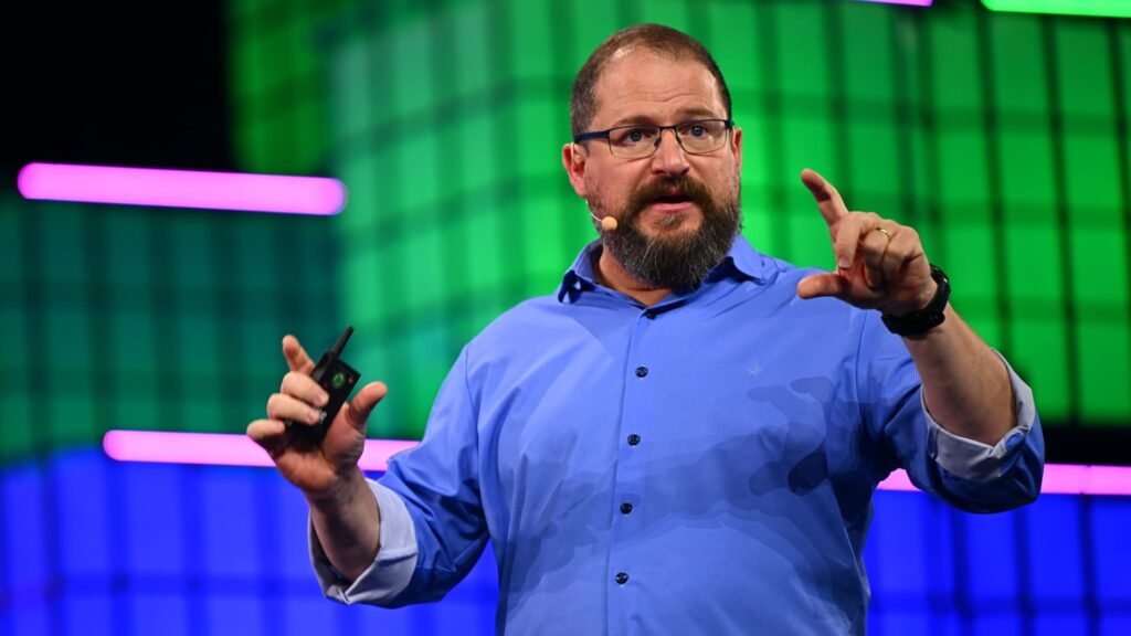 Qualcomm beats on profits, highlights development in Meta smartglasses