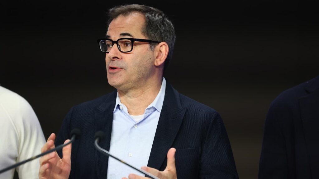 CoreWeave shares drop even as profits and guidance leading quotes